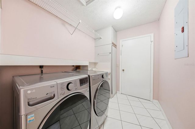 20140 W COUNTY LINE ROAD, Lutz, FL 33558