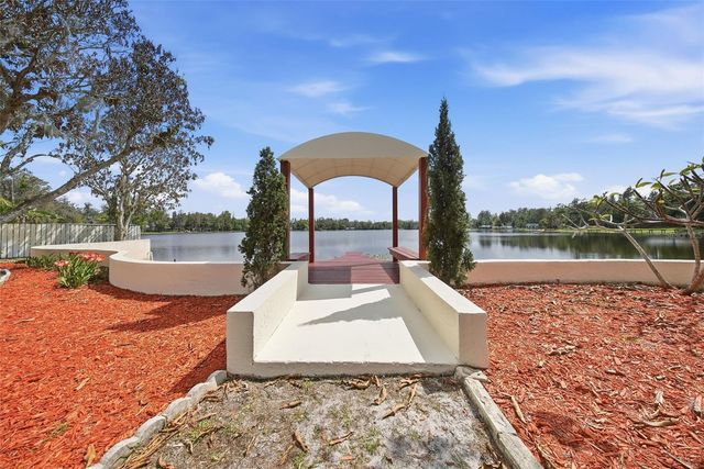 20140 W COUNTY LINE ROAD, Lutz, FL 33558