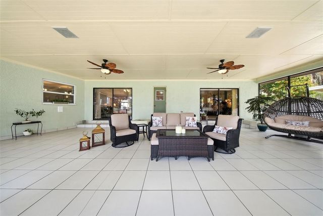 20140 W COUNTY LINE ROAD, Lutz, FL 33558