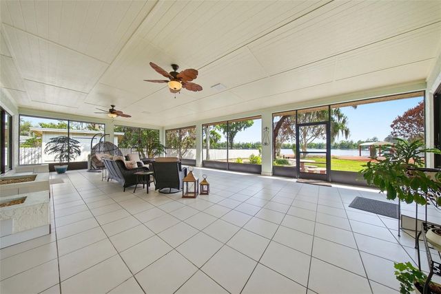 20140 W COUNTY LINE ROAD, Lutz, FL 33558