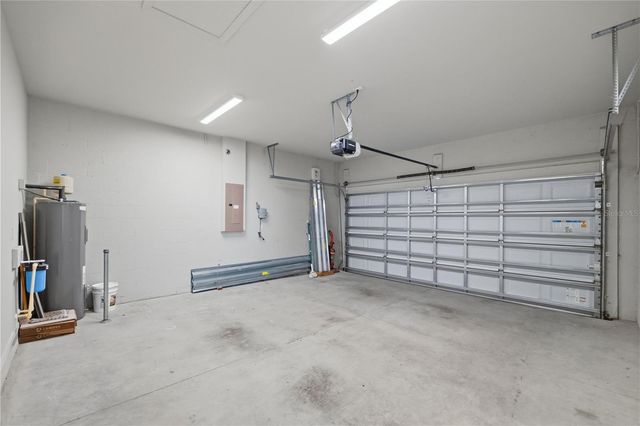 1556 N RIVER CIRCLE, Tarpon Springs, FL 34689