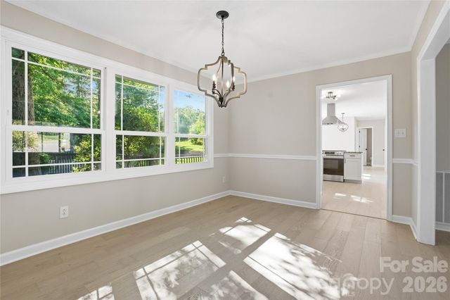 1968 12th Street Place NE, Hickory, NC 28601