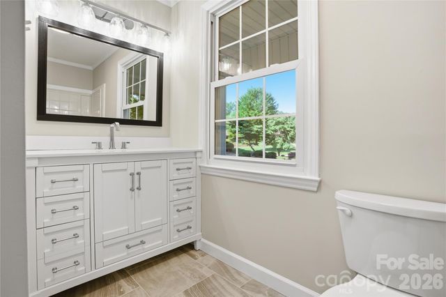 1968 12th Street Place NE, Hickory, NC 28601