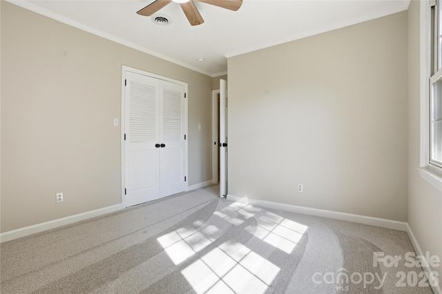 1968 12th Street Place NE, Hickory, NC 28601
