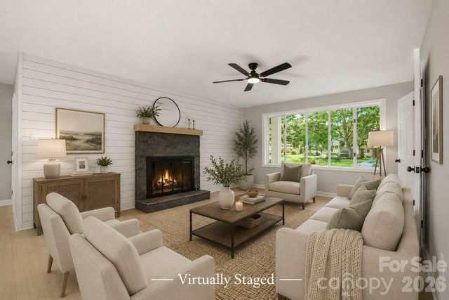 1968 12th Street Place NE, Hickory, NC 28601