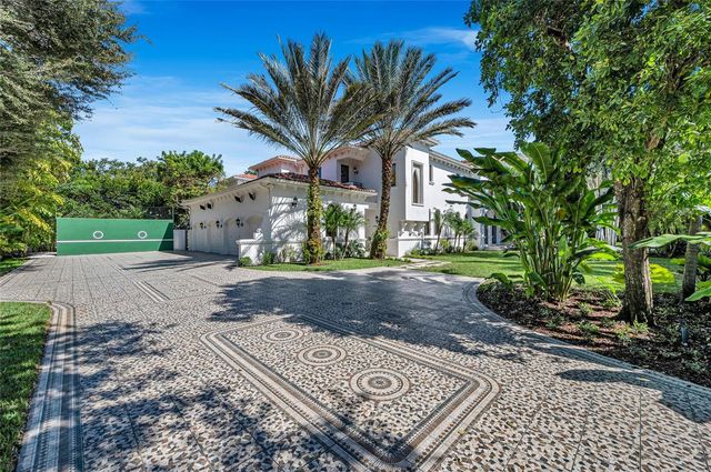4955 SW 83rd Street, Miami, FL 33143