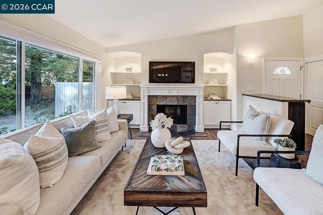 2705 Ptarmigan Dr 2, Walnut Creek, CA 94595