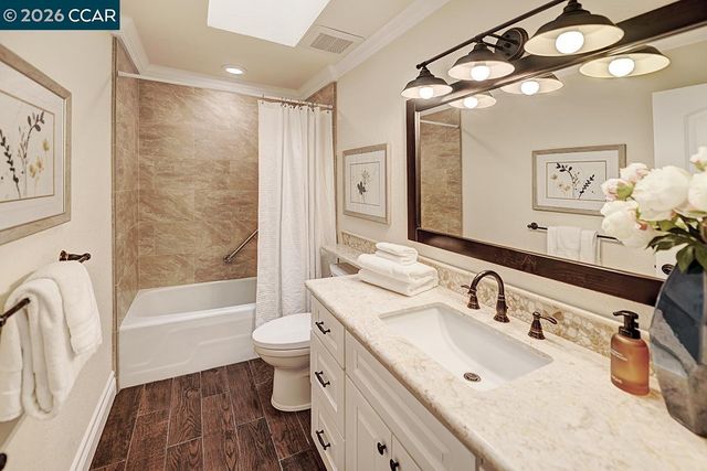 2705 Ptarmigan Dr 2, Walnut Creek, CA 94595