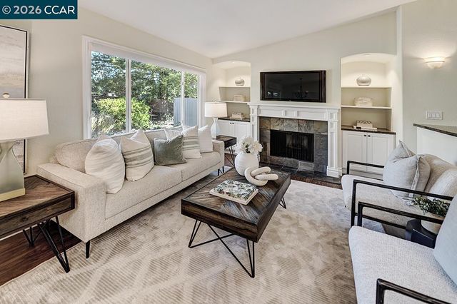 2705 Ptarmigan Dr 2, Walnut Creek, CA 94595