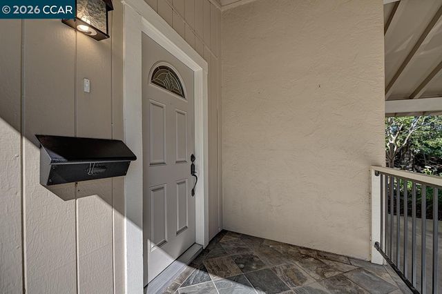 2705 Ptarmigan Dr 2, Walnut Creek, CA 94595