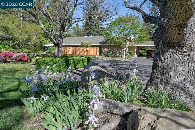 2705 Ptarmigan Dr 2, Walnut Creek, CA 94595