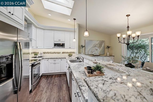 2705 Ptarmigan Dr 2, Walnut Creek, CA 94595