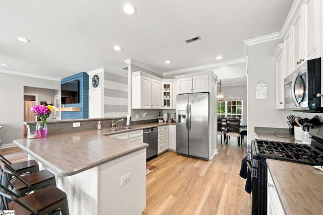 111 Garfield Lane, Simpsonville, SC 29681