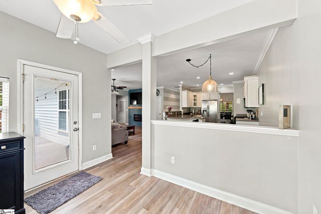 111 Garfield Lane, Simpsonville, SC 29681