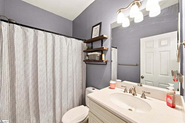 111 Garfield Lane, Simpsonville, SC 29681