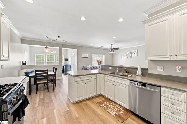 111 Garfield Lane, Simpsonville, SC 29681