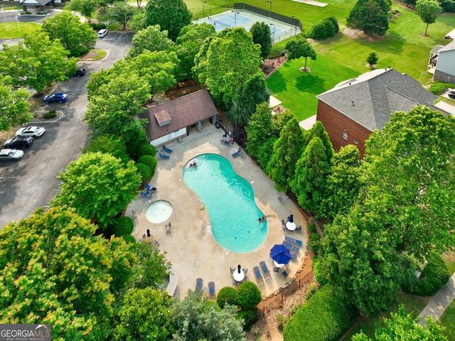8033 Louis Drive, Locust Grove, GA 30248