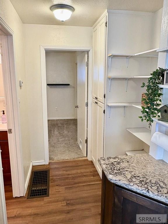 Image 14 of property listing at 434 S Park Avenue, Shelley, ID 83274