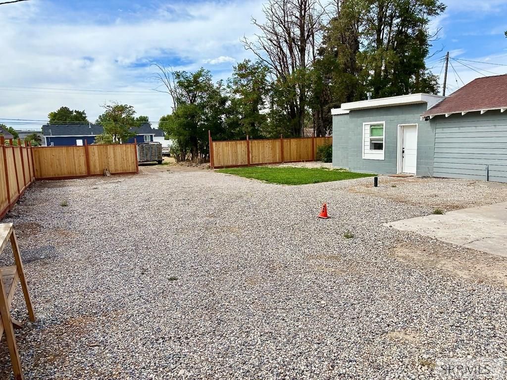 Image 33 of property listing at 434 S Park Avenue, Shelley, ID 83274