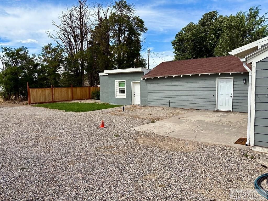 Image 34 of property listing at 434 S Park Avenue, Shelley, ID 83274