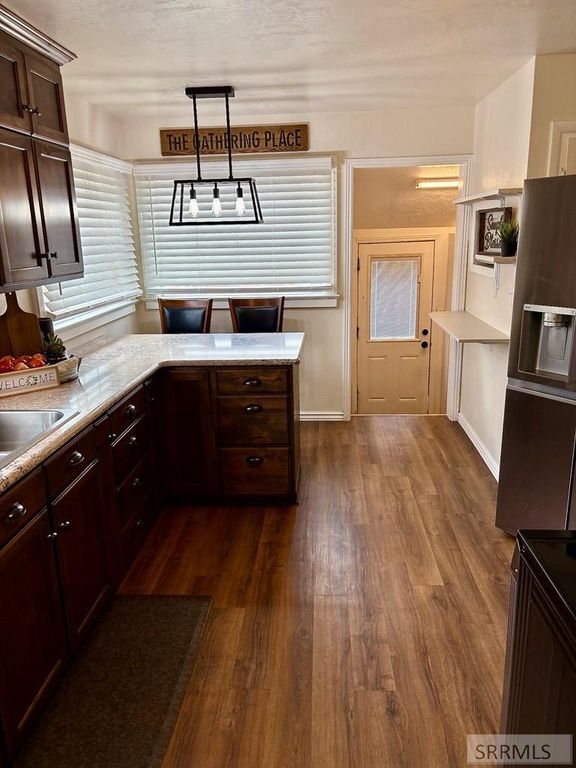 Image 8 of property listing at 434 S Park Avenue, Shelley, ID 83274