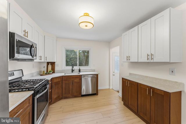 4636 TANEY AVE, Alexandria, VA 22304