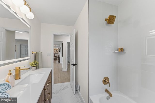 4636 TANEY AVE, Alexandria, VA 22304