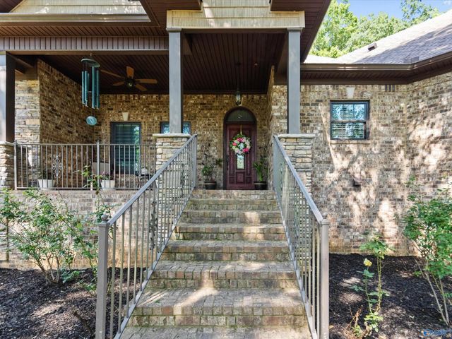 20 Section Mountain Road, Somerville, AL 35670