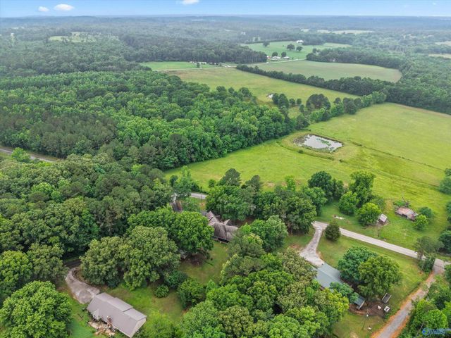 20 Section Mountain Road, Somerville, AL 35670