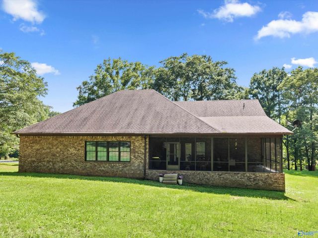 20 Section Mountain Road, Somerville, AL 35670