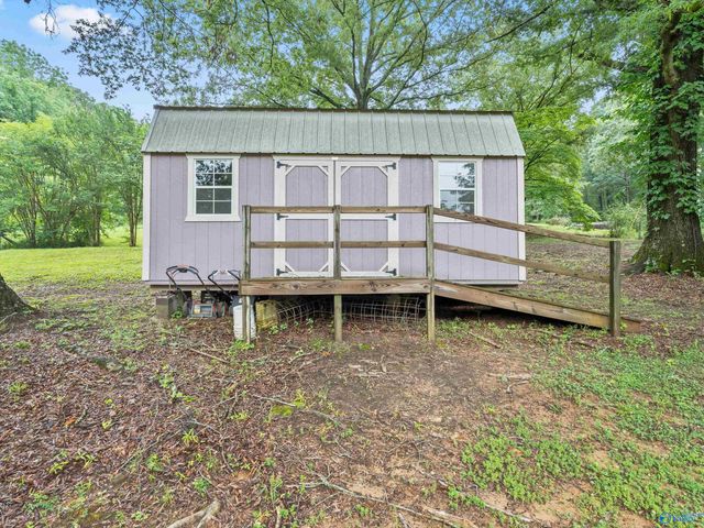 20 Section Mountain Road, Somerville, AL 35670