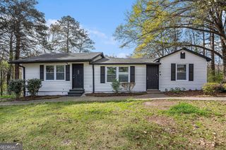 1113 Lakeview Drive, Jonesboro, GA 30236