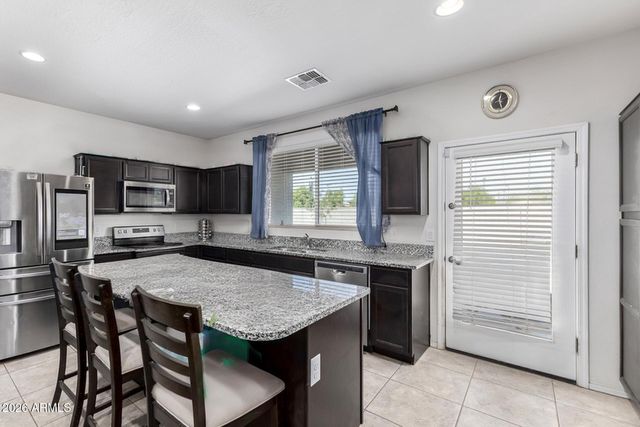 7832 W PAYSON Road, Phoenix, AZ 85043