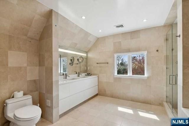 532 Winthrop Road, Teaneck, NJ 07666