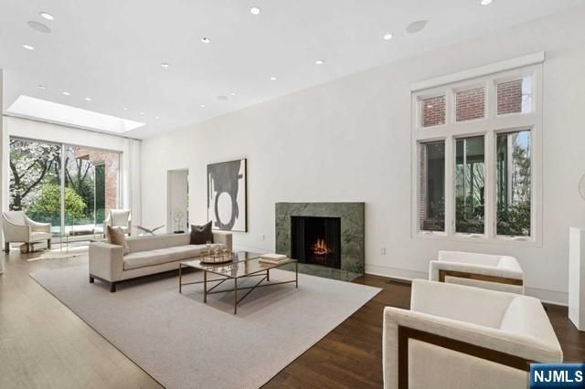532 Winthrop Road, Teaneck, NJ 07666