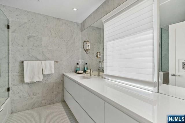 532 Winthrop Road, Teaneck, NJ 07666