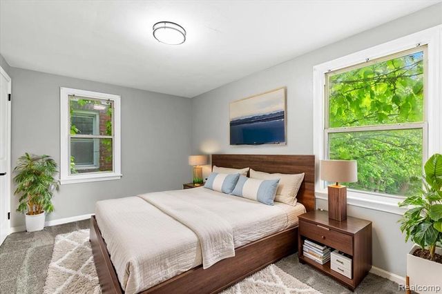 11000 Whitehill Street, Grosse Pointe, MI 48224