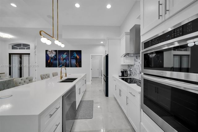 1024 NW 23, Cape Coral, FL 33993