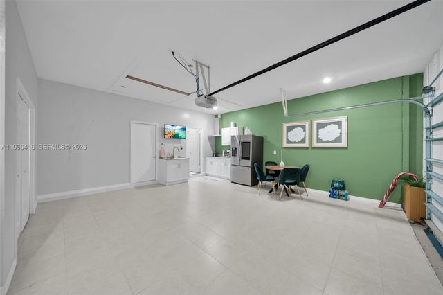 1024 NW 23, Cape Coral, FL 33993
