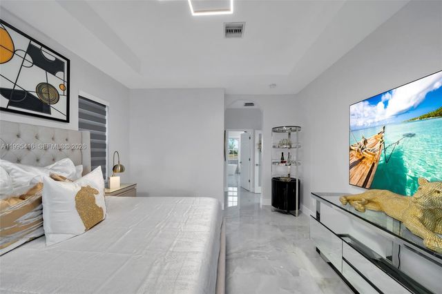 1024 NW 23, Cape Coral, FL 33993