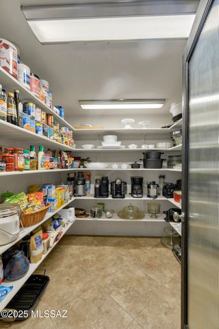 1381 E Paseo Del Zorro, Tucson, AZ 85718