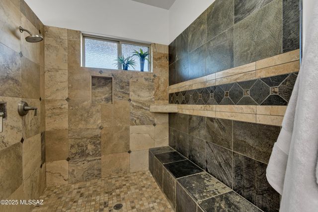 1381 E Paseo Del Zorro, Tucson, AZ 85718