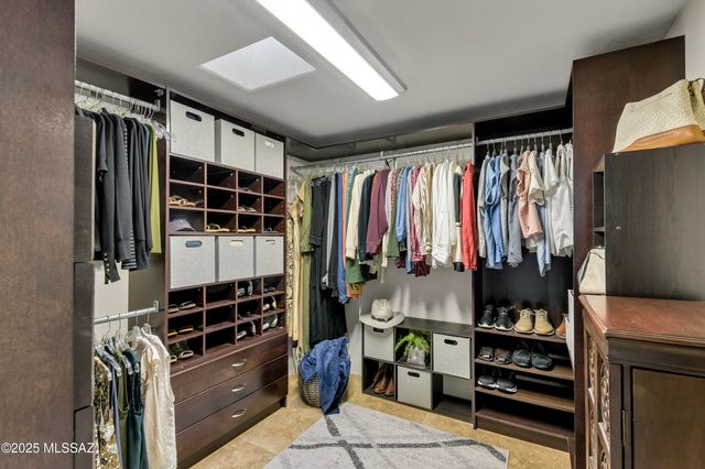 1381 E Paseo Del Zorro, Tucson, AZ 85718