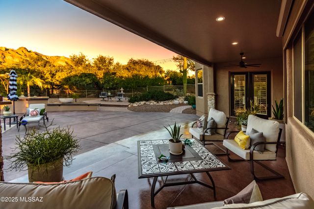 1381 E Paseo Del Zorro, Tucson, AZ 85718