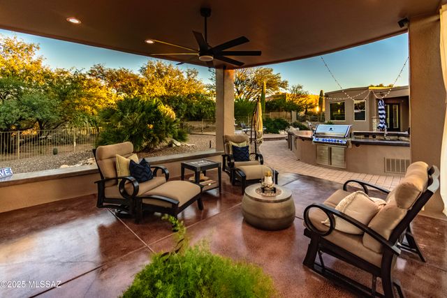 1381 E Paseo Del Zorro, Tucson, AZ 85718