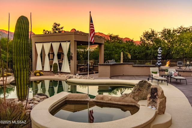 1381 E Paseo Del Zorro, Tucson, AZ 85718