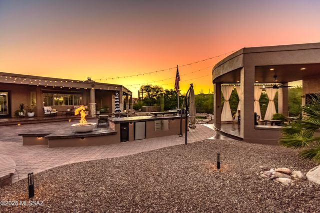 1381 E Paseo Del Zorro, Tucson, AZ 85718