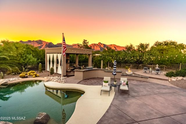 1381 E Paseo Del Zorro, Tucson, AZ 85718