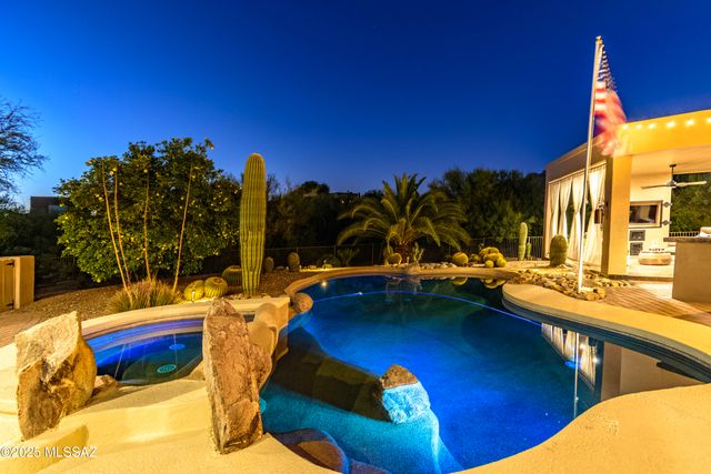 1381 E Paseo Del Zorro, Tucson, AZ 85718