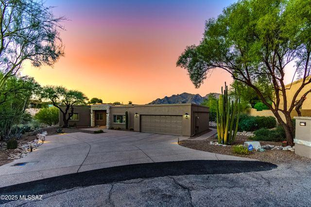 1381 E Paseo Del Zorro, Tucson, AZ 85718